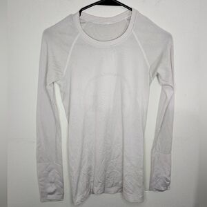 Lululemon Swiftly Tech Long Sleeve Size 4